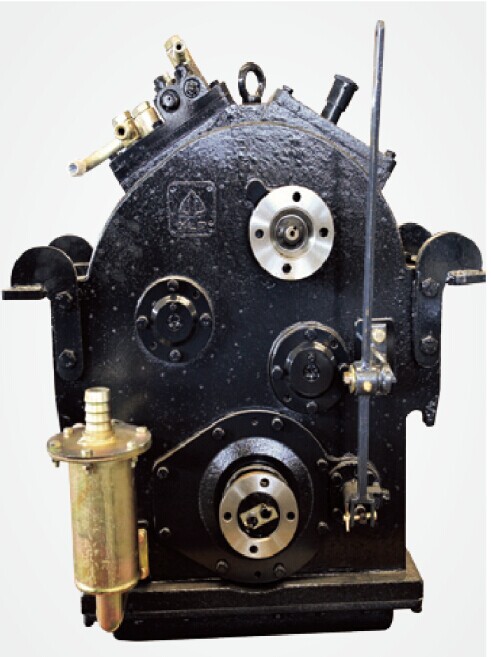 山推SL20W裝載機(jī)發(fā)動機(jī)2