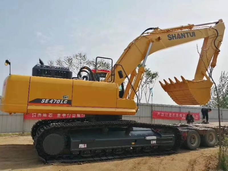 山推SE470LC挖掘機交車客戶